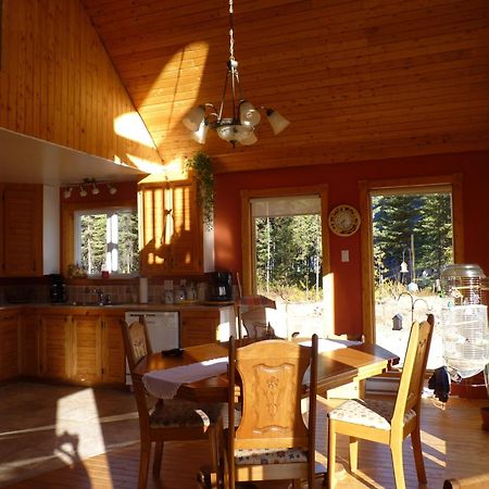 Bed and Breakfast Gite De La Riviere Chibougamau Exterior foto
